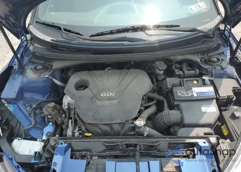 2016 Hyundai Veloster из США, поврежденный, VIN KMHTC6AD9GU301342